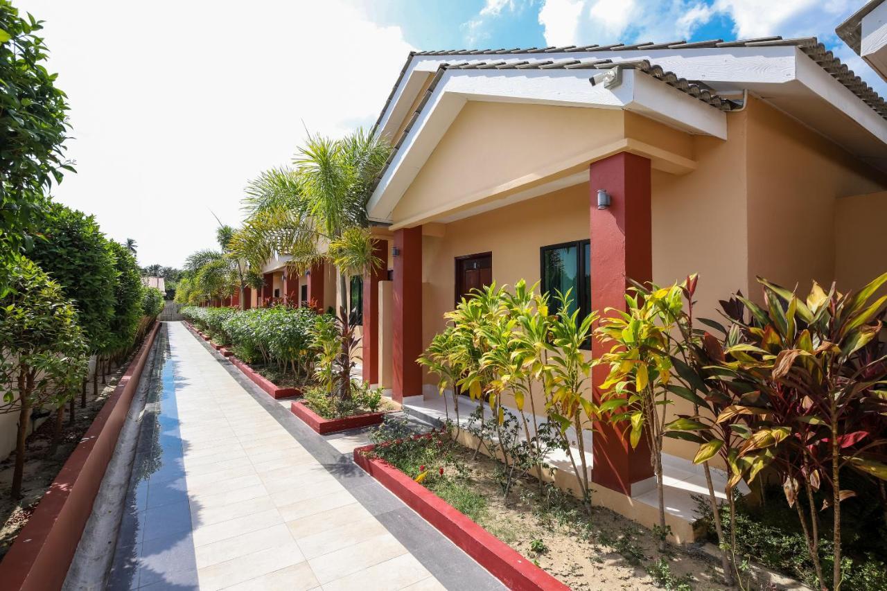 Nahdhoh Langkawi Resort Pantai Cenang  Bagian luar foto