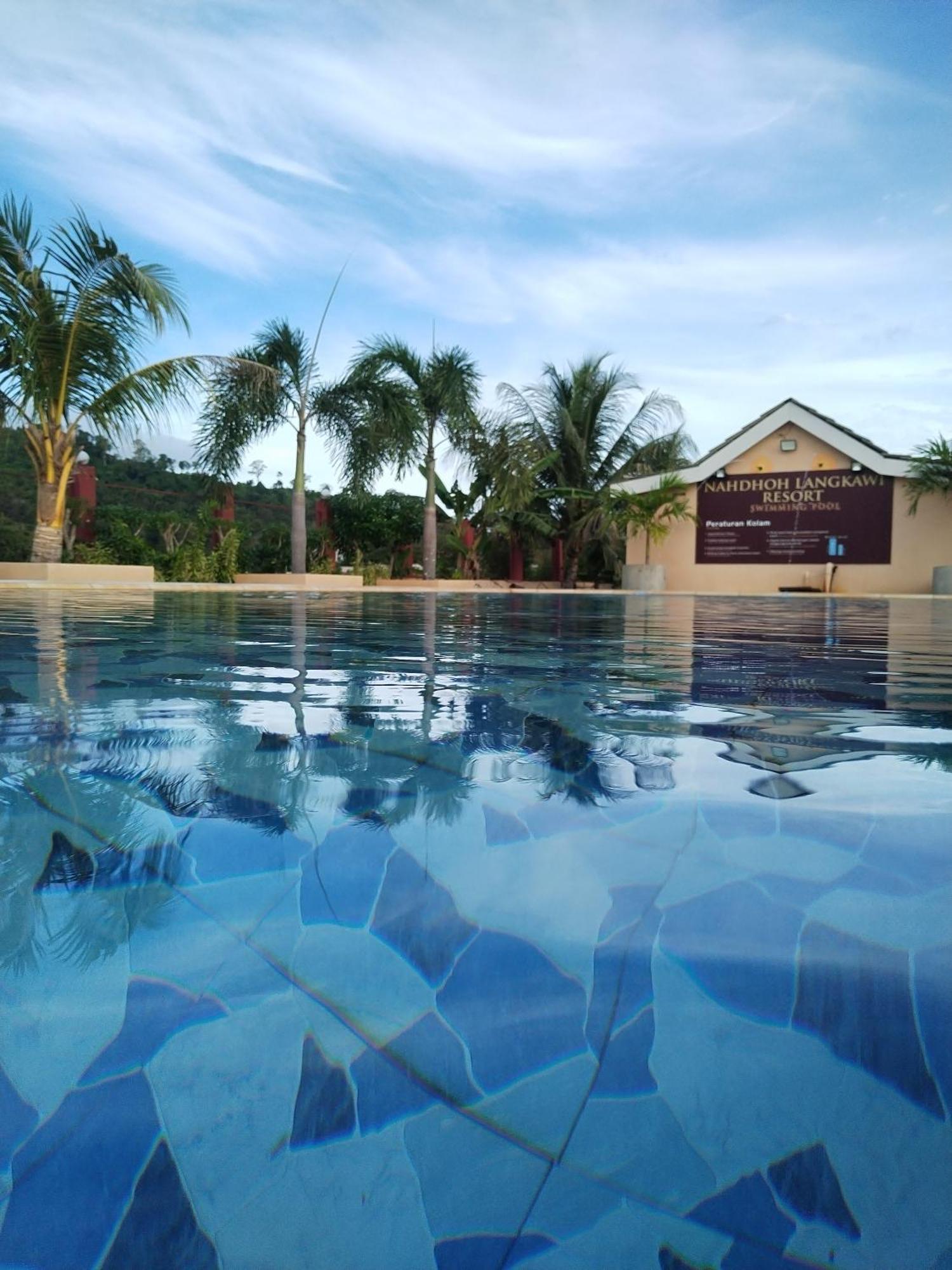 Nahdhoh Langkawi Resort Pantai Cenang  Bagian luar foto